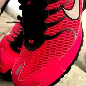Bright pink new air max